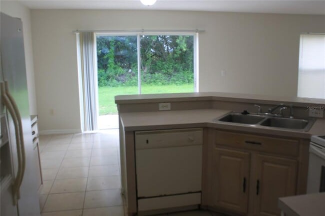 Building Photo - 215 Owenshire Cir