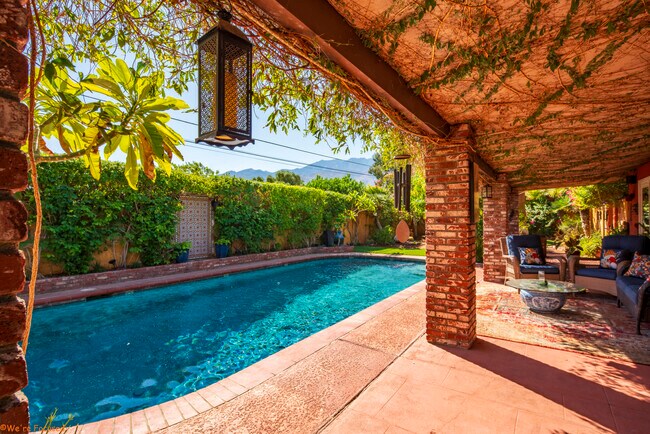 Building Photo - 14 Gary Cir