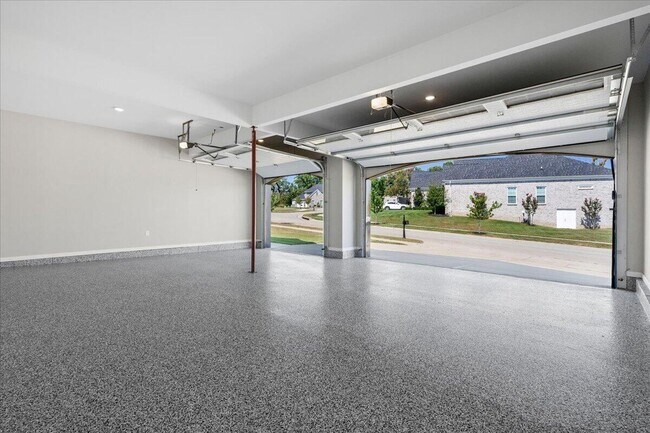 Building Photo - 417 Weston Park