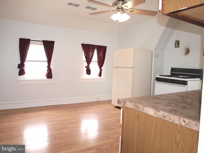Building Photo - 407 White Horse Pike