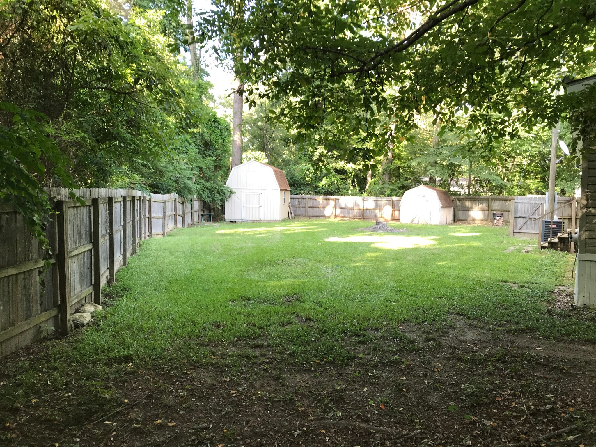 Building Photo - 105 Goshen Ct