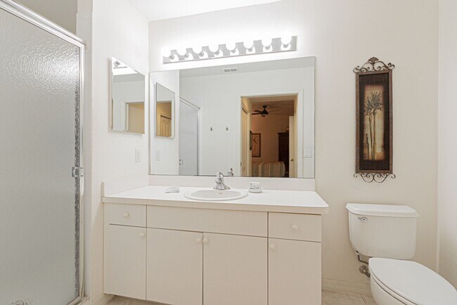 Building Photo - Seasonal Condo Rental At Golf & Country Club