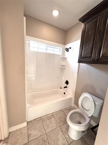 Building Photo - 2114 Lindblad Ct