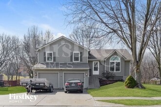 Building Photo - 1409 NE 101st Terrace