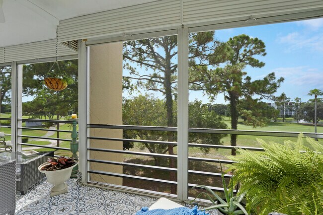 Building Photo - 3755 Via Poinciana