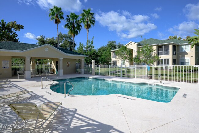 Building Photo - 830 Airport Rd