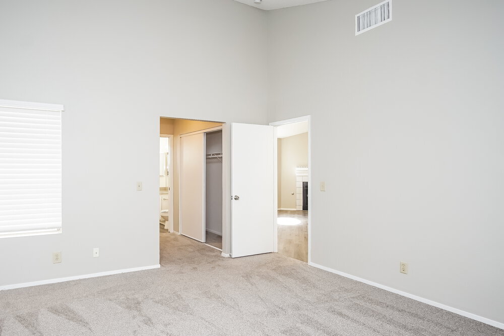 Building Photo - 412 Clifton Heights Dr