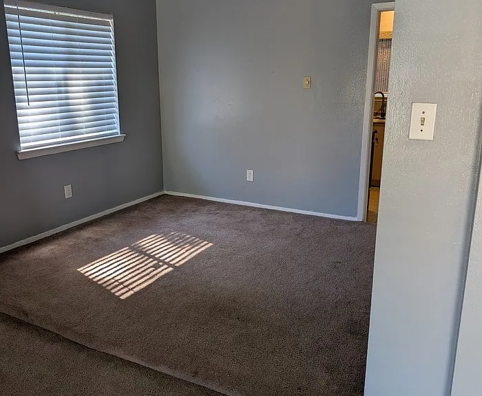 Building Photo - 23107 Summergate Dr