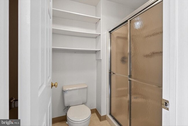 Building Photo - 406 Margit Ct