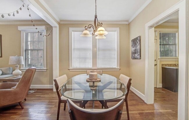 Building Photo - Wales Garden