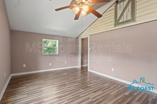 Building Photo - 2538 Bryn Mawr Ave