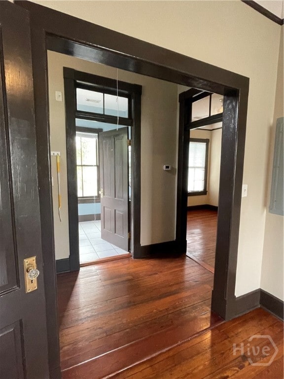 Building Photo - 502 E Park Ave