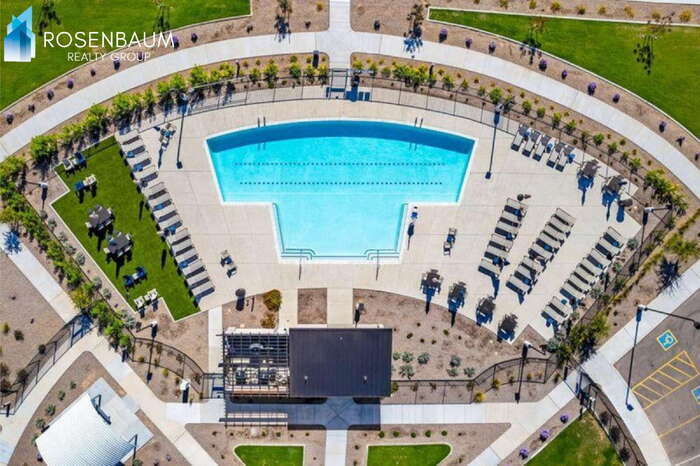 Building Photo - 3903 101st Dr