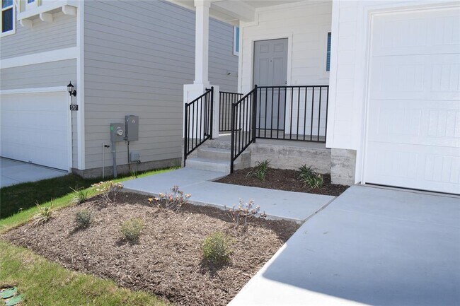 Building Photo - 2705 Towy Rd