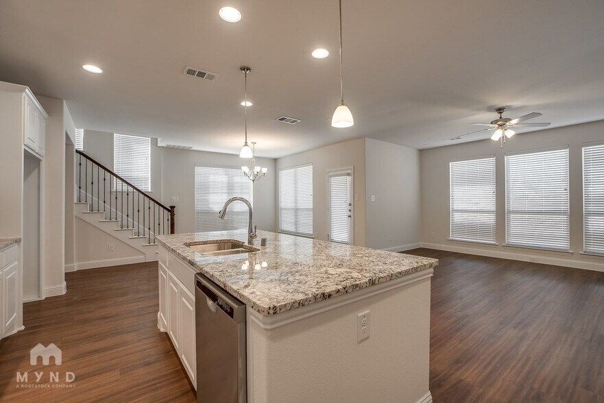 Building Photo - 3105 Damsel Sauvage Ln