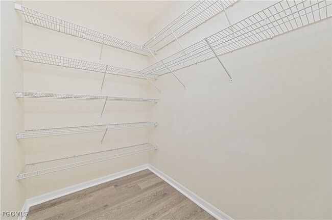 Building Photo - 8979 Water Tupelo Rd