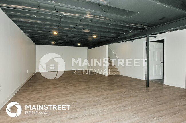 Building Photo - 46 Forest Ln