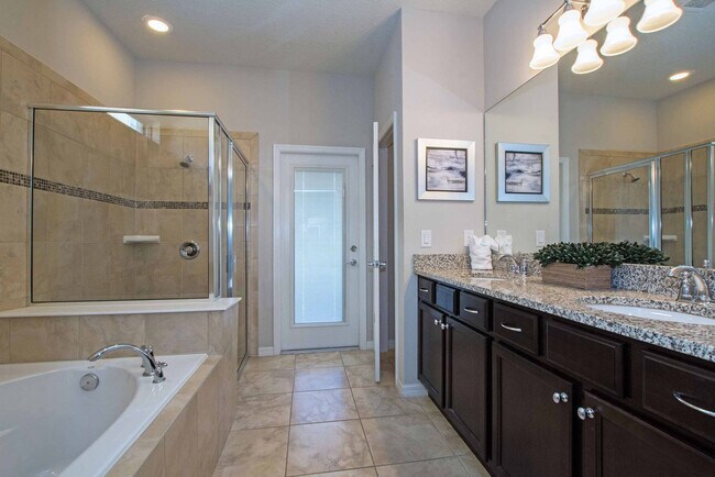 Building Photo - 2117 Malta Terrace