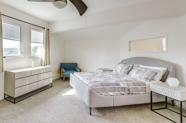 Building Photo - 1735 Spyglass Dr