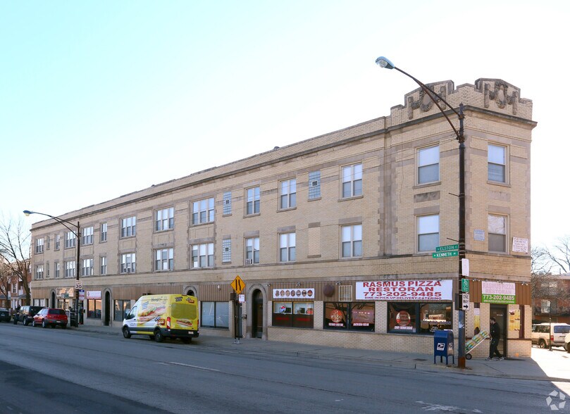 Building Photo - 4716 N Kenneth Ave