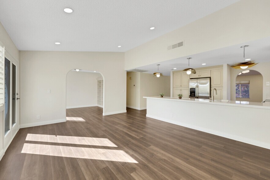 Building Photo - 3212 Moonflower Dr