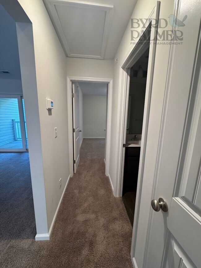 Building Photo - TURNING STONE