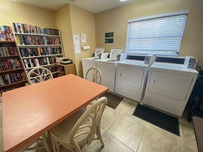 Building Photo - 9940 Eagles Point Cir