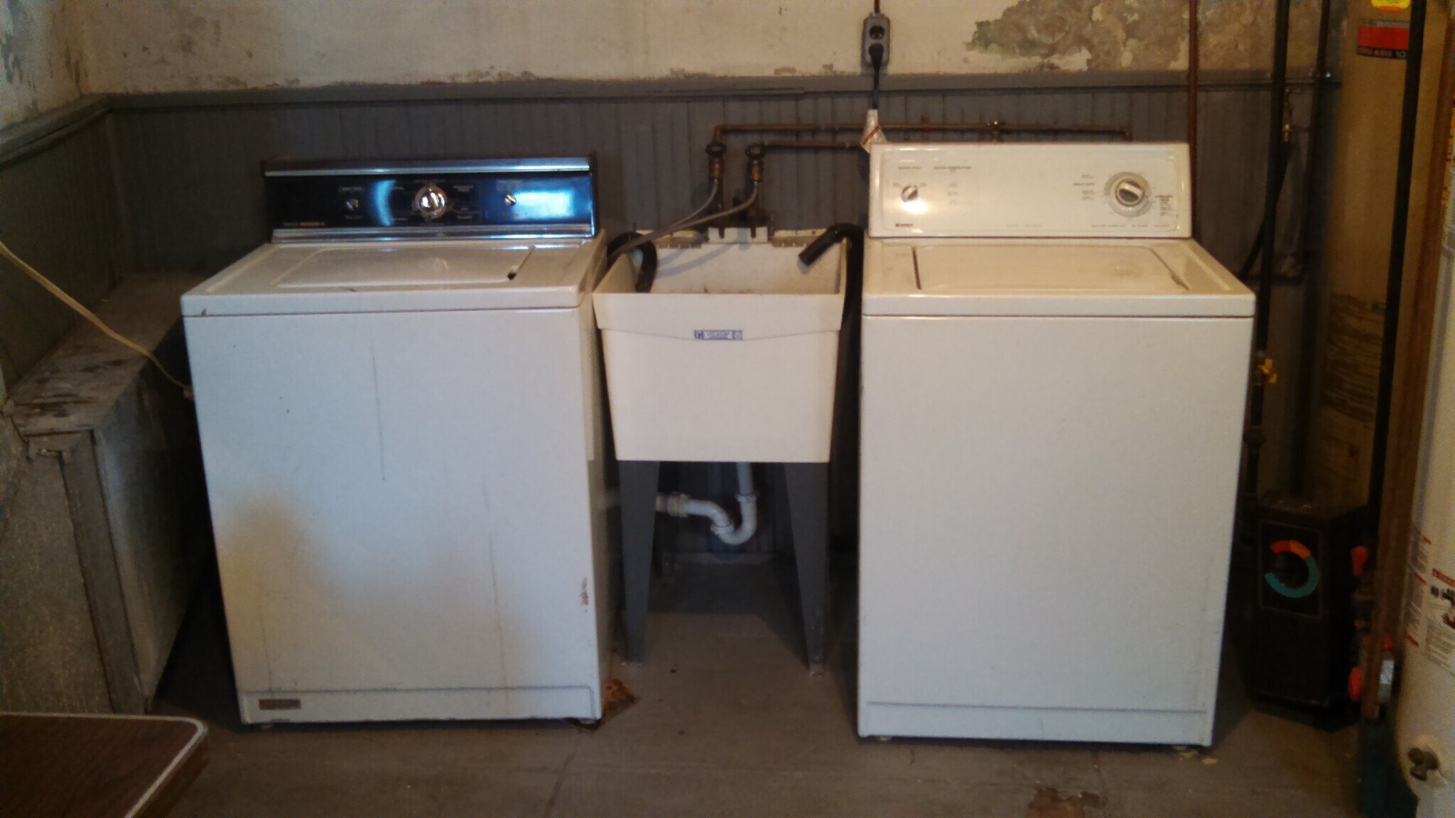 Building Photo - 2401 Fairview Ave