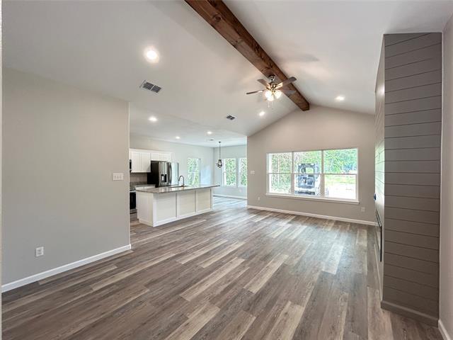 Building Photo - 921 Putman St