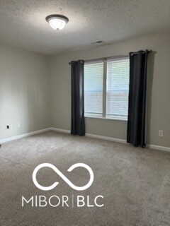 Building Photo - 10450 Lookout Ln