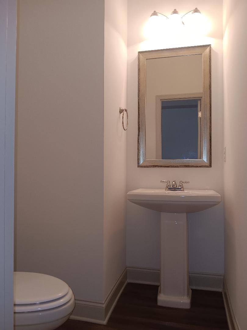 Building Photo - 724 Buddy Ct