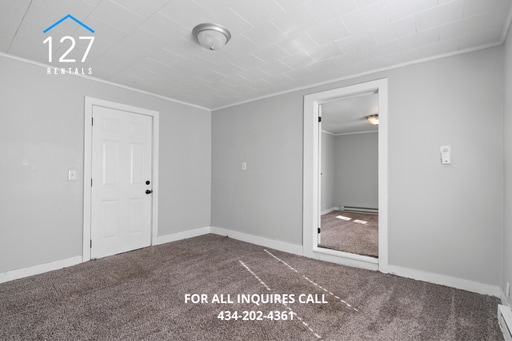 Building Photo - Single Family home w/ 3Beds & 1Full Bath