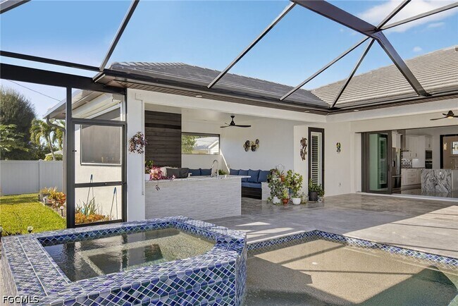 Building Photo - 1102 Mohawk Pkwy