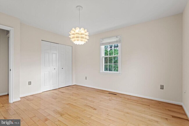 Building Photo - 10610 High Beach Ct