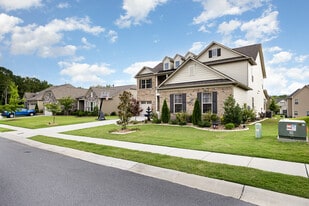 Building Photo - 6225 Majesty Ct