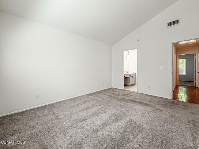 Building Photo - 3761 Patrick Henry Pl