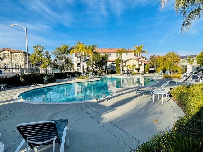 Building Photo - 33590 Willow Haven Ln