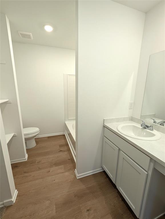 Building Photo - 3301 Little Creek Dr