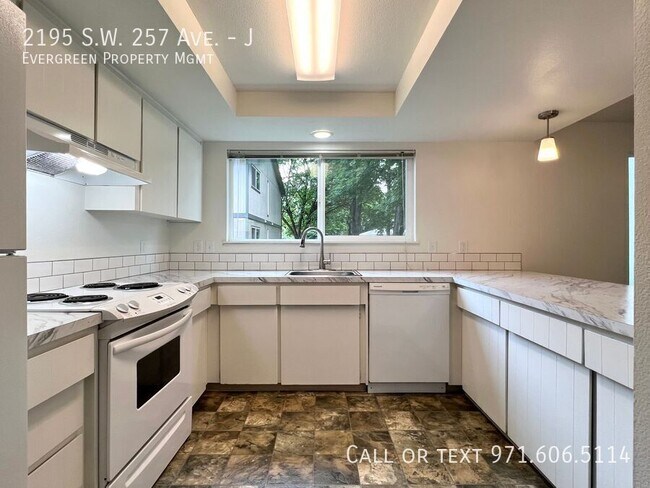 Building Photo - 2195 SW 257th Dr