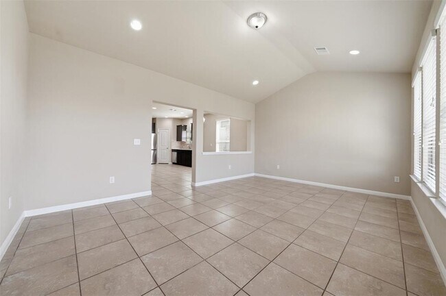Building Photo - 613 Longhorn Cavern Rd