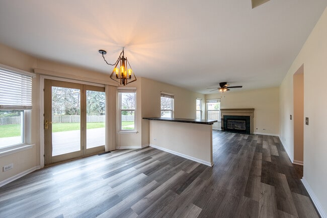 Building Photo - 135 Seton Creek Dr