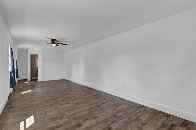 Building Photo - 14043 Tennessee Ave