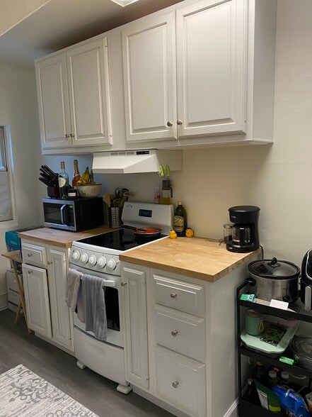 Building Photo - 110 Walnut Ave