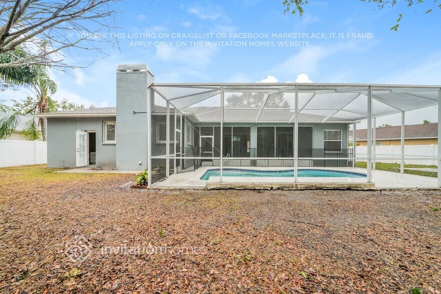 Building Photo - 4409 Blantyre Pl