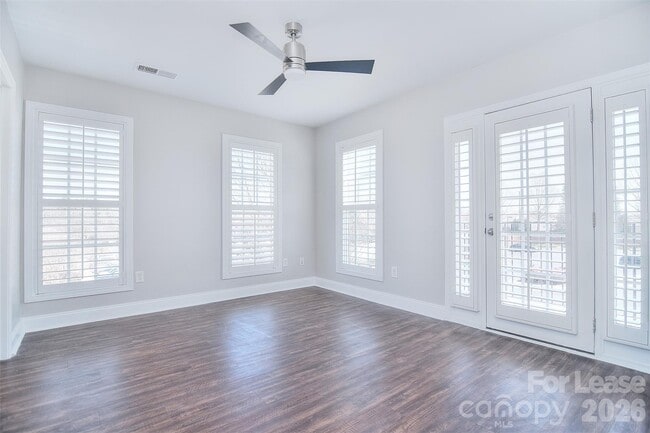 Building Photo - 11058 Cedar Walk Lane