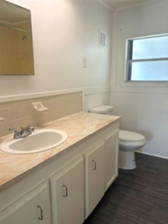 Building Photo - 1503 Peachtree Ln