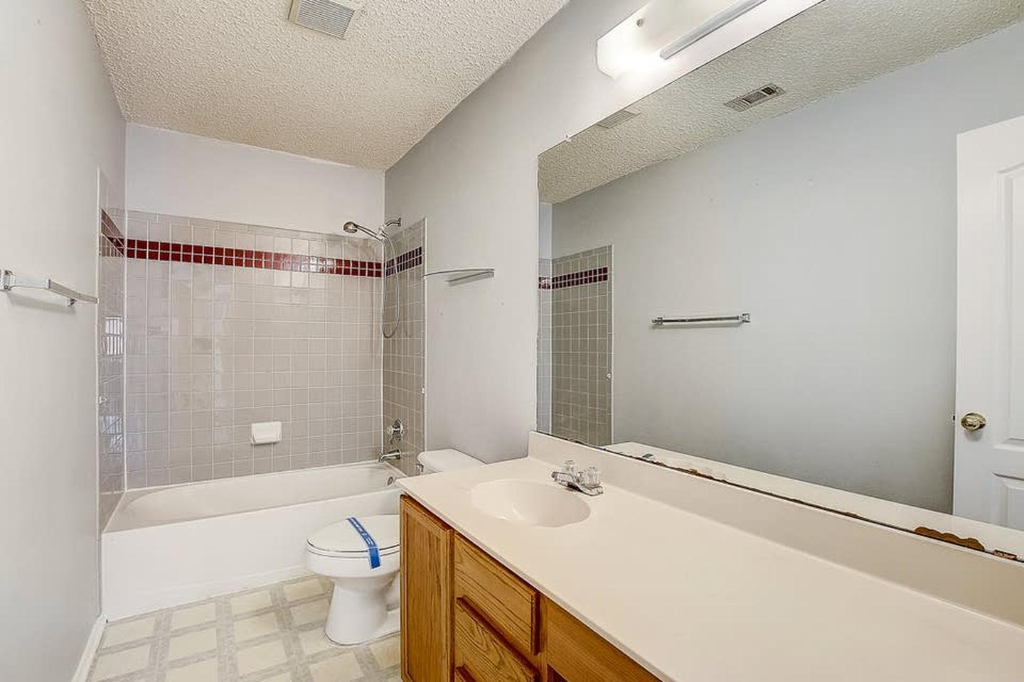 Building Photo - 17627 Dansworth Dr