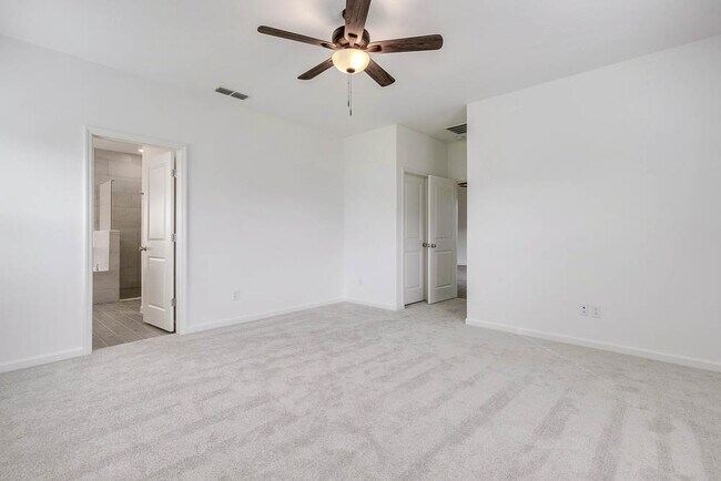 Building Photo - 53 Candlestick Cir