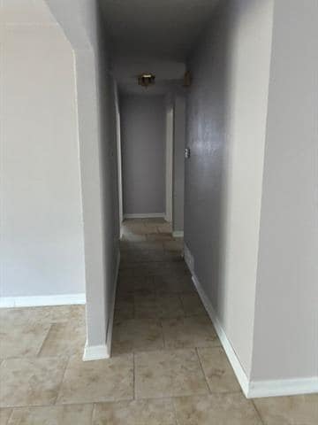 Building Photo - 446 Oriole Cir