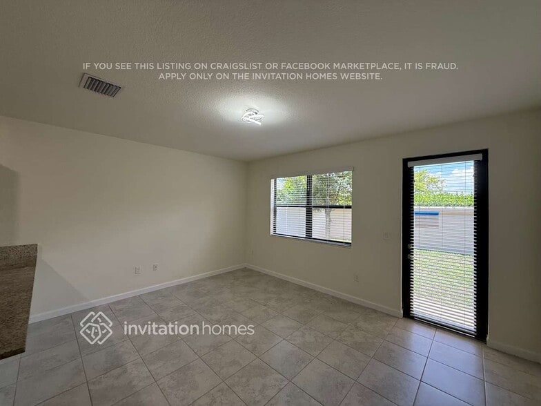 Building Photo - 10550 W 35th Way